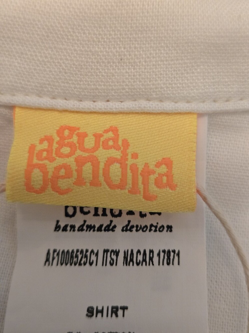Agua Bendita White Embroidered Short-Sleeve Beach Shirt "Itsy Nacar" - Picture 7 of 14